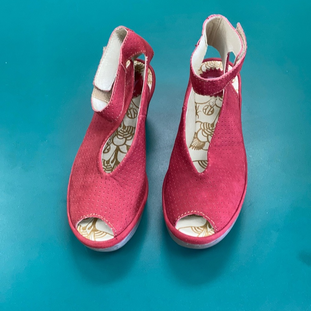 Fly London size 36